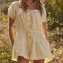 Free People A Sight For Sore Eyes Romper light yellow XS