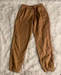 women’s alphalete essential joggers