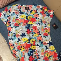 Dickies Women's Floral Short Sleeve Top - Multicolor Sz S. NWT