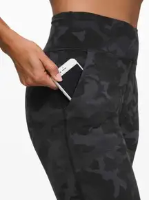 lululemon athletica Women's Incognito Camo Multi Grey Jogger Crop 6