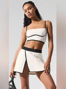 Alo Yoga NWT Airbrush Streamline Bra Tank Top Ivory Black Size S