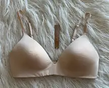 Skims Wireless Form T-shirt Bra Sand Size 36B