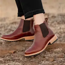 Portland Leather Co. Patina Chelsea ankle boots 8.5