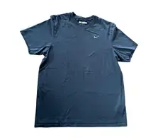 Nike Navy Blue T Shirt with White Embroidered Swoosh Logo On Chest 🔥