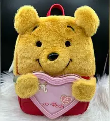 Disney NWT Winnie the Pooh Cupid Pin Mini Backpack  Disneyland Furry