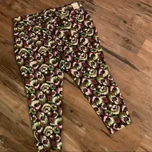 Terra & Sky Black Floral Jegging Style Pants Size 3X 24W / 26W