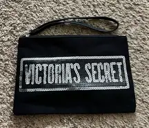 Victoria’s Secret Wristlet❌