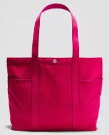 Lululemon daily bag