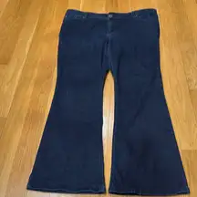 Torrid women’s super stretch luxe slim boot size 16R.