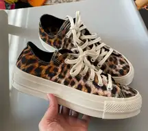 Converse Women's Chuck Taylor All Star Lift Ox Canvas NEW in box size 8 platform