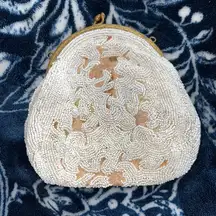 Rare Vintage 1920’s Micro Beaded Kiss-Lock Clasp Clutch