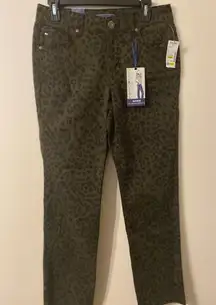 New NWT Bandolino Mandie Cheetah Print Brown Combo 4-Pocket Jeans Size 30‎ Waist