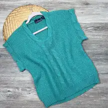 Vintage 1980’s structured cap sleeve‎ knit short sleeve sweater