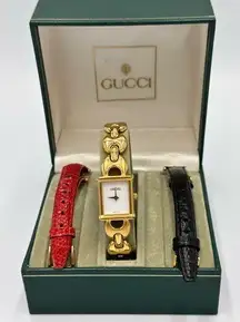 GUCCI 1800L WITH
INTERCHANGEABLE STRAPS