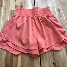 New In Coral Smocked Waist Layered Shorts Women’s Size L