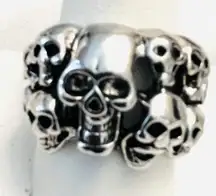 Cluster Skull Head Ring