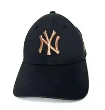 New York Yankees Women's Metallic Rose Gold New Era 9Forty Strap Back Hat Cap