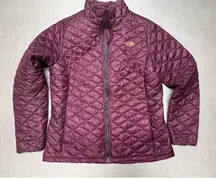 The North Face Thermoball Womens Large Burgandy Down Alternative Jacket Coat