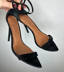 Nasty Gal Black Suede Pointed Toe Stiletto Ankle Strap Heels Women's Size 10M