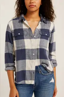 NWT American Eagle Ahh Mazingly Soft Oversized Flannel Blue White Plaid Medium