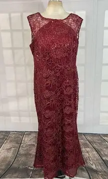 Slny  sleeveless maroon red embroidered sequined lace gown size 16