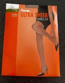 Hanes Size "F" ULTRA SHEER CONTROL TOP Pantyhose BARELY THERE Sandalfoot