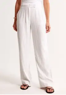 Abercrombie & Fitch White Striped Pants