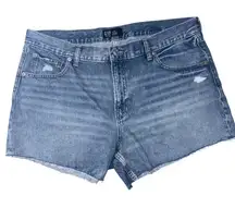 Gap Denim Mid Rise Stride Short Cut Off Shorts In Medium Wash Women’s Size 16/33