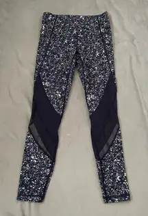 Athleta Blue Sandstone Salutation Leggings EUC Size XS