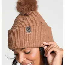VICTORIA SECRET BLING PATCH CHIC POM POM BEANIE