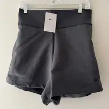 NEW!! Nike Women's Large Team Tech Pack Woven Short High Waist DX0626-060