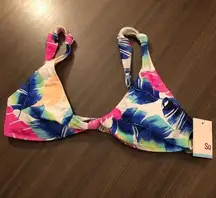 Floral swim bikini top. Brand new!!