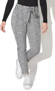 Size 3 NWT Juniors' ™ Plaid Paperbag-Waist Pants