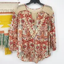 En Creme Floral Paisley Crochet Fringe Trim Top S
