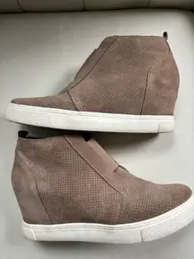 Steve Madden Suede Wedge Sneaker