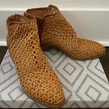 Dolce Vita western ankle booties