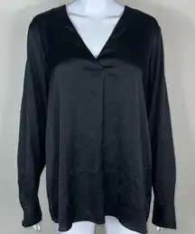 Banana Republic Long Sleeve Notched V Blouse‎