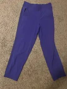 Athleta women’s size 8 like new in great condition super comfortable 