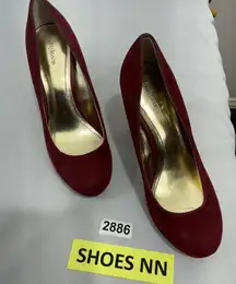 Womans Style & Co Alia Size 7 M Red Faux Suede Platform Pumps Slip On