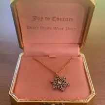 Juicy Couture Pam & Gela Limited Edition 2009 Silver Snowflake Pendant Necklace