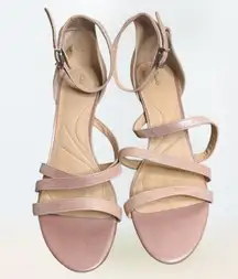Semi Formal Pink Sparkly Clarks Heels Open Toed Buckle Sandals Women's Size 9