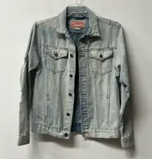 Trademark Brooklyn Denim jacket medium Light Wash Grunge Bohemian Normcore