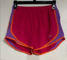 NIKE WOMENS DRI FIT RUNNING ATHLETIC SHORTS PINK SMALL