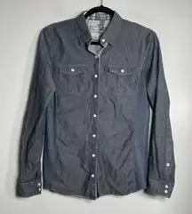 KUHL Button Down Chambray Shirt Medium Blue Casual Outdoors Hiking Gorpcore