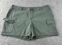 Liz Claiborne Women's Size 16 Green Cotton Cargo Shorts Casual Outdoor Comfort‎