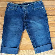 Y2K Zana Di denim capri cutoffs low rise 2000s medium wash distressed worn
