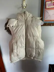 Outfitters Puffer Vest