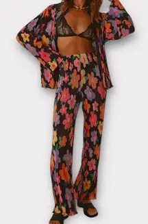NWOT. 2 Piece Floral Pant Set with Button Down Top