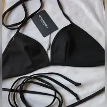 Pretty Little Thing NWT Black Bikini Top💋
