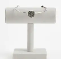 90's Vintage Womens Floral Silver Tone Bangle Bracelet Dainty Minimalist Western